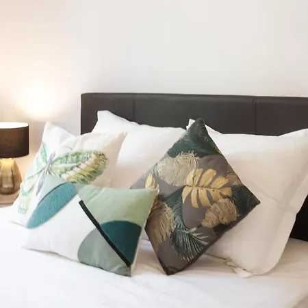 アパート Promenade Sea View 2 Bedrooms, Ac, Wifi *